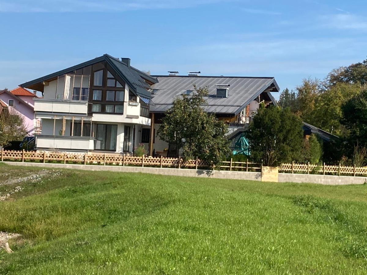 Landhaus Elisabeth Schwarzenberger Obereching Eksteriør billede